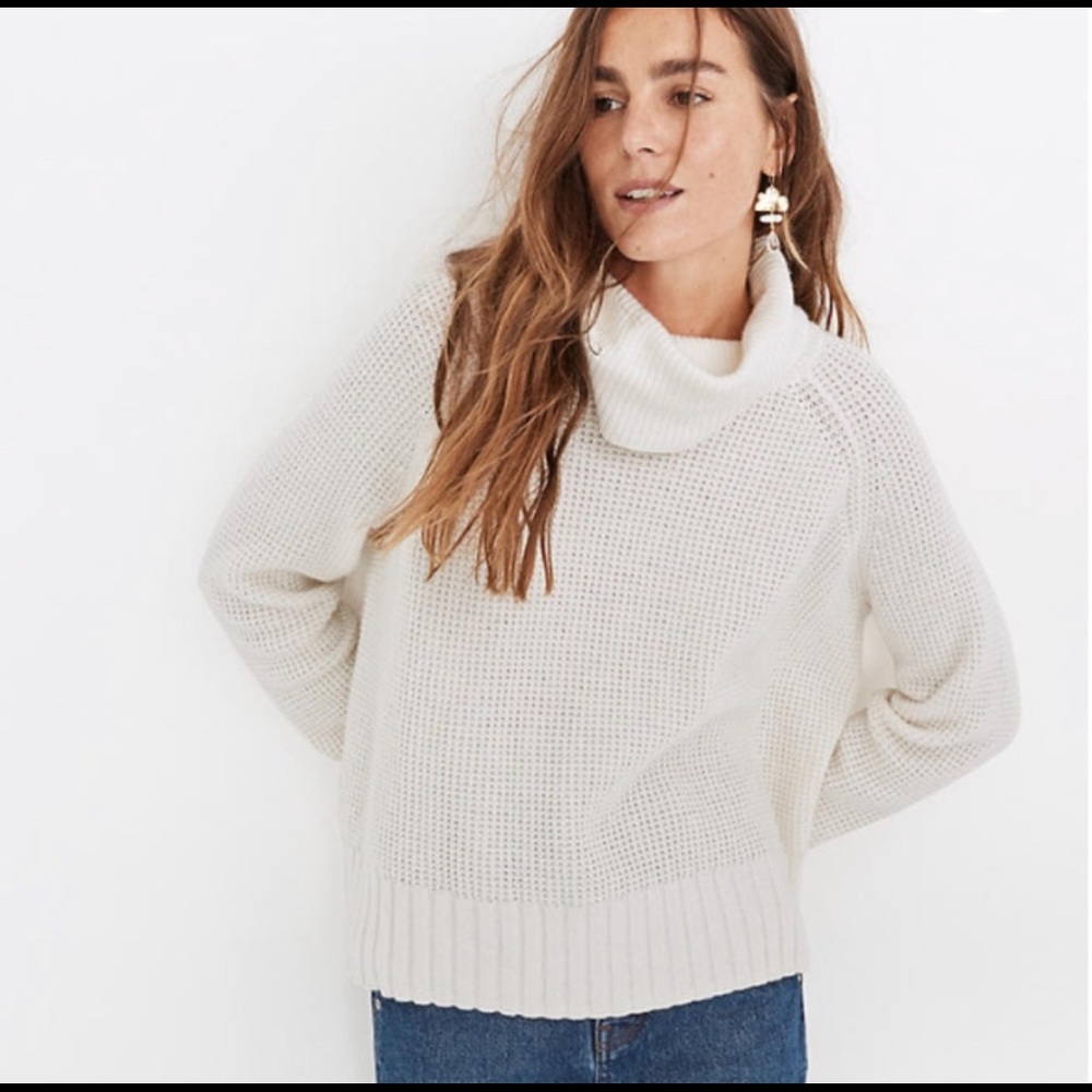 🆕 Madewell Boxy Turtleneck Sweater